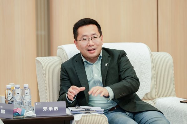 申银证券 访谈|深蓝汽车CEO邓承浩：必须破釜沉舟推动行业共赢